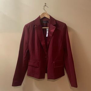 NWT Beautiful cranberry red Blazer